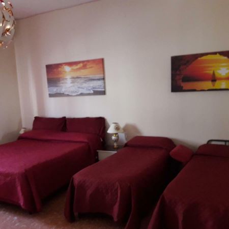 נאפולי Hotel Nuovo Diana מראה חיצוני תמונה